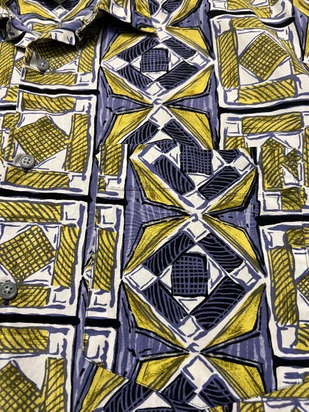 Vintage 90s Banana Republic Safari Travel Geometric Abstract Short Sleeve Shirt